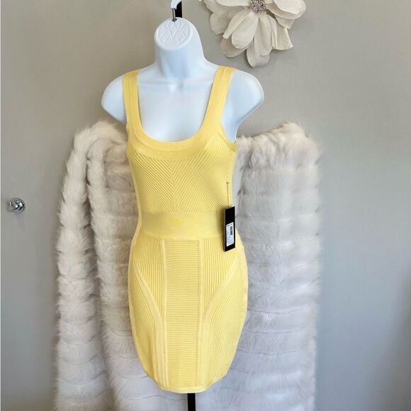 Guess by Marciano NWT Bella Bandage Dress (S) - Picture 4 of 14